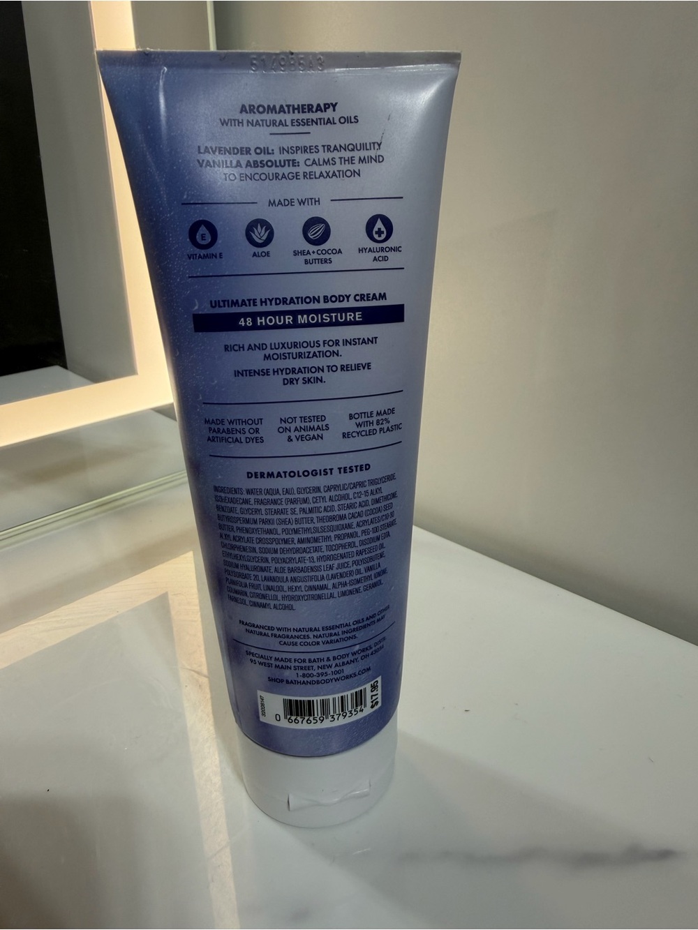 Sleep Lavender + Vanilla Ultimate Hydration Body Cream - Picture 2 of 3